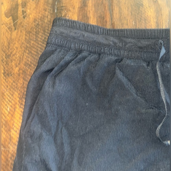 Lululemon In Depth Joggers - Picture 7 of 11